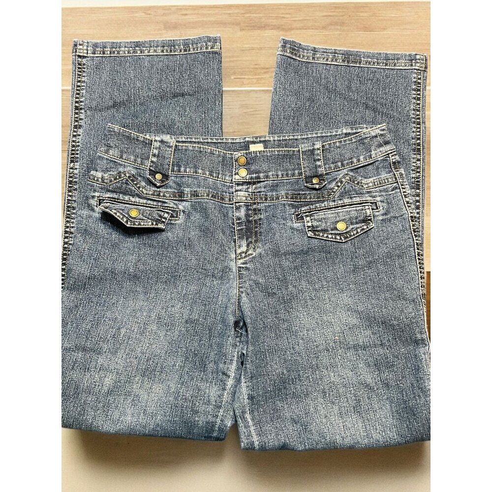 Girdear Straight Leg Jeans Faux Flap Front Pockets 2 Buttons Size 5